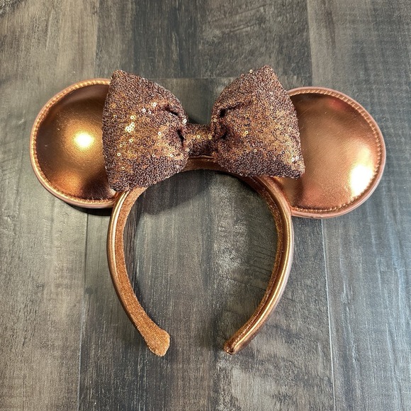 Disney Accessories - Disney Parks Copper Leather Sequin Bow Minnie Mouse Ears Headband No Tags EUC
